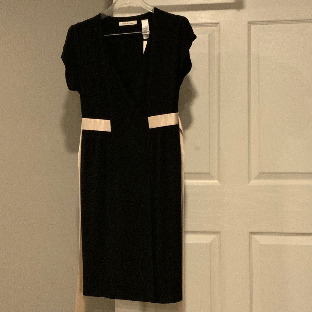 Laundry by Design Black Dress with Cream Accents